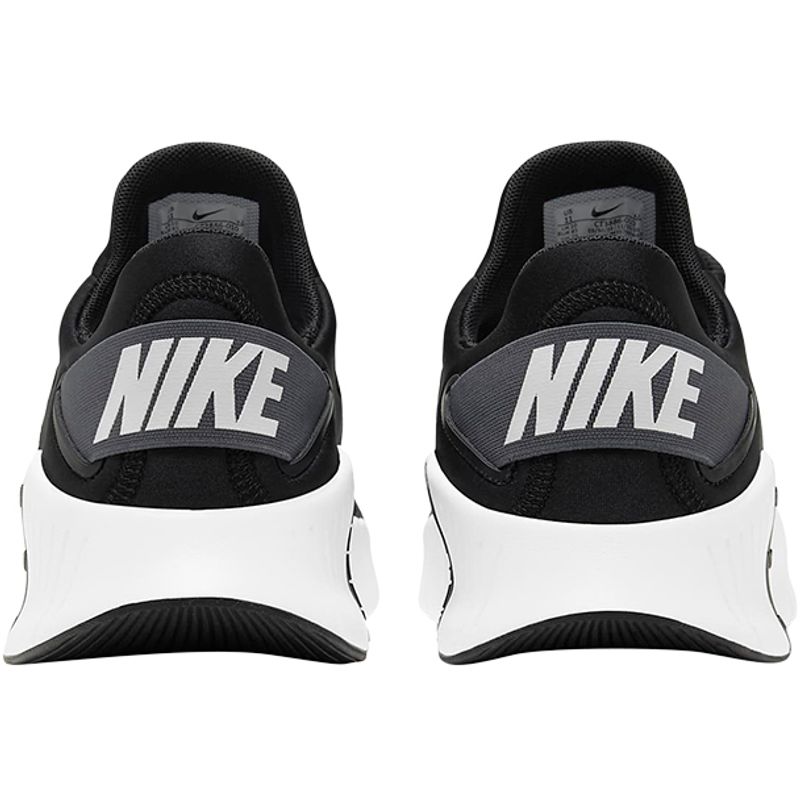 Black-and-white-fitness-shoe