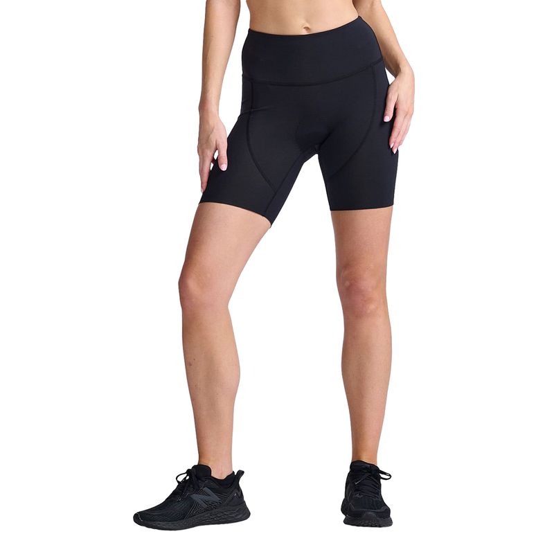 2XU-Womens-AERO-7-INCH-TRI-SHORT-BLACK-WHITE