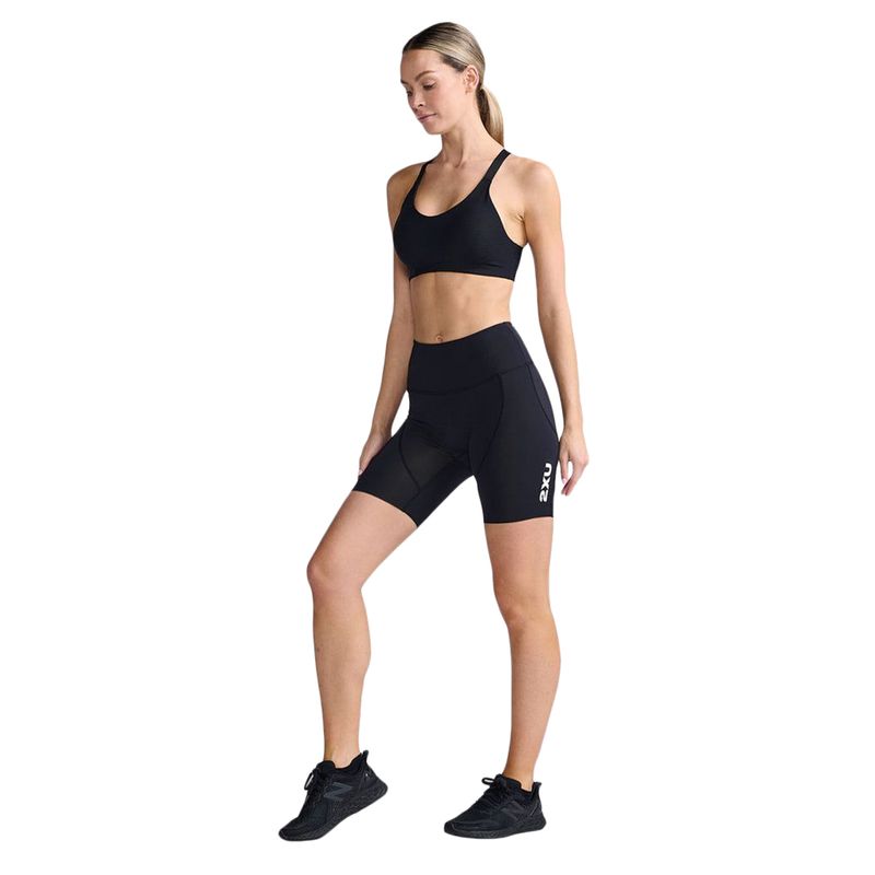 2XU-Womens-AERO-7-INCH-TRI-SHORT-BLACK-WHITE