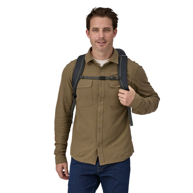 black-hole-pack-32l