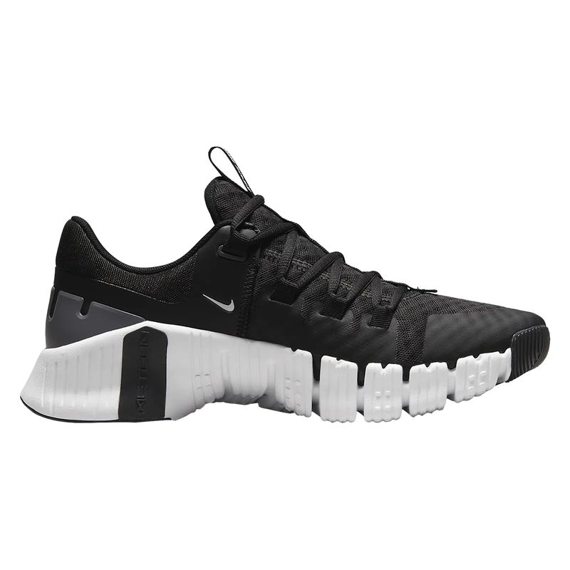 Nike free black and white womens best sale