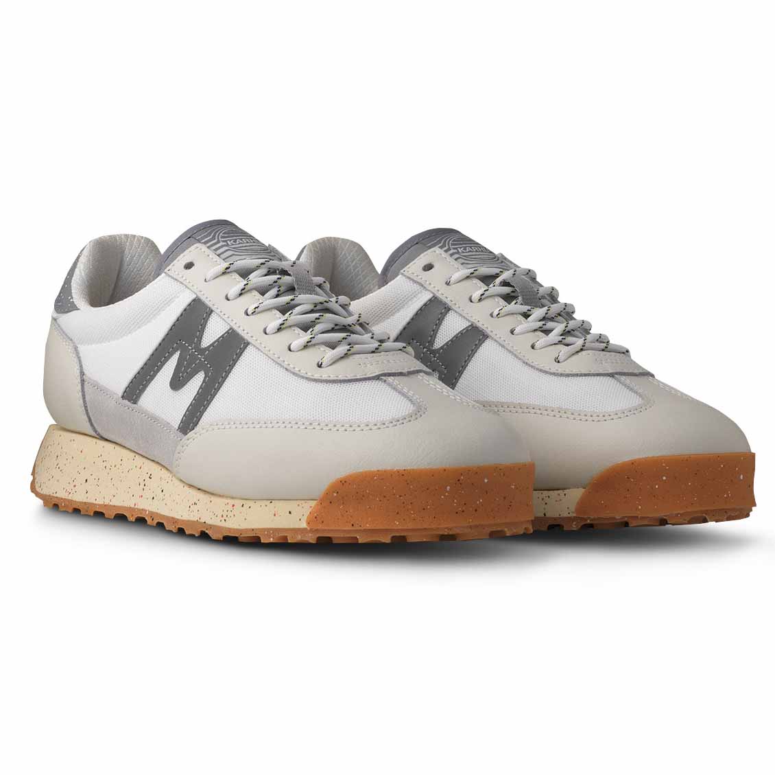 Karhu North America Mens MESTARI CONTROL LILY WHITE-SILVE
