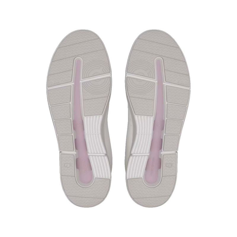 womens-the-roger-advantage-2