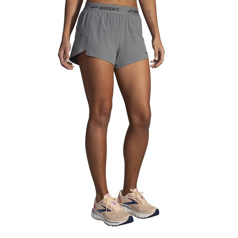 womens-chaser-3-short