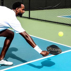 icon v2 XL pickleball Paddle