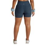 womens-sd-keep-pace-biker-short