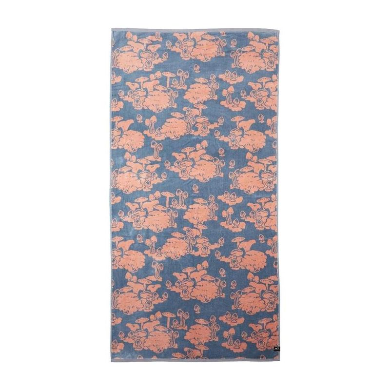 unisex-premium-woven-towel
