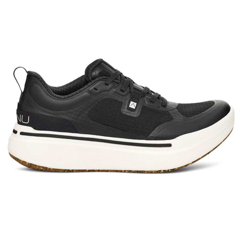 On - Cloudmonster Void Sneakers in Black – Stoy