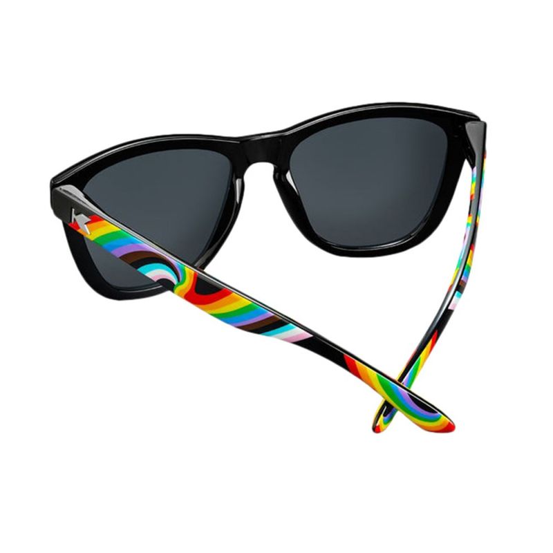 unisex-premiums-rainbow-on-my-p