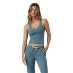women-halo-performance-crop-2