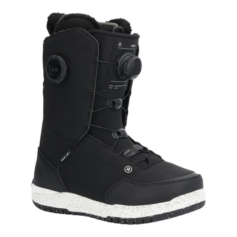 women-hera-24-25