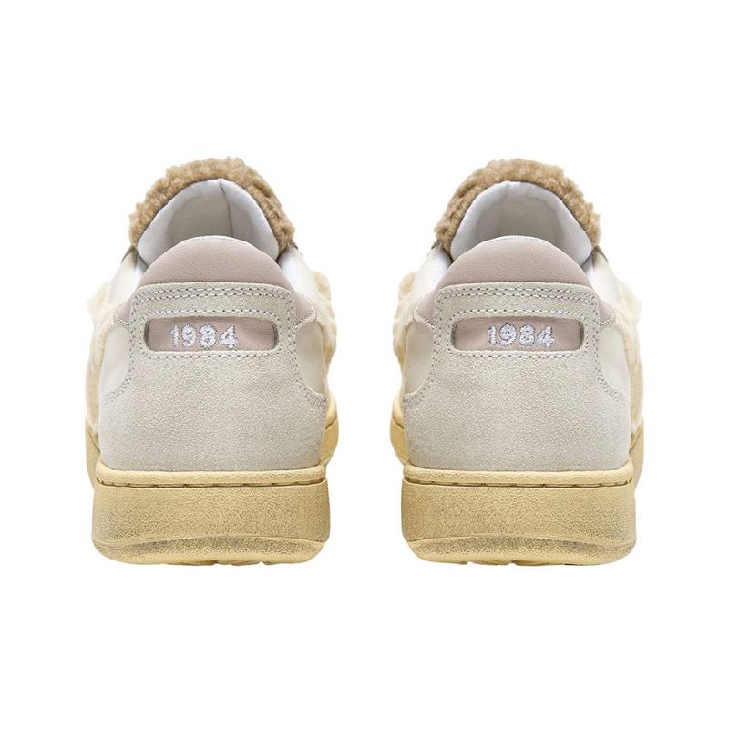 womens-mi-basket-low-chalet-wn