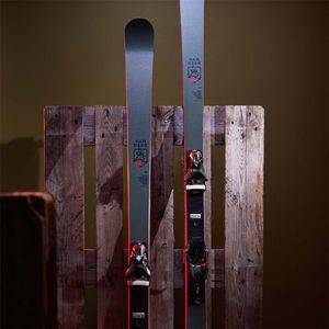 mens pro skis with r22 WC + SPX 15 bindings