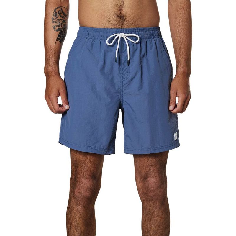 mens-pool-side-volley