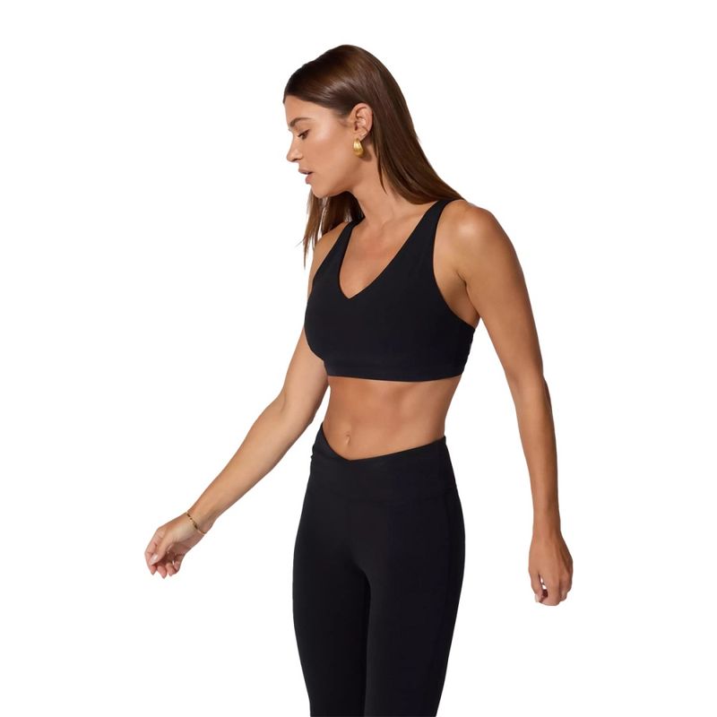 womens-vital-vneck-strappy-bra