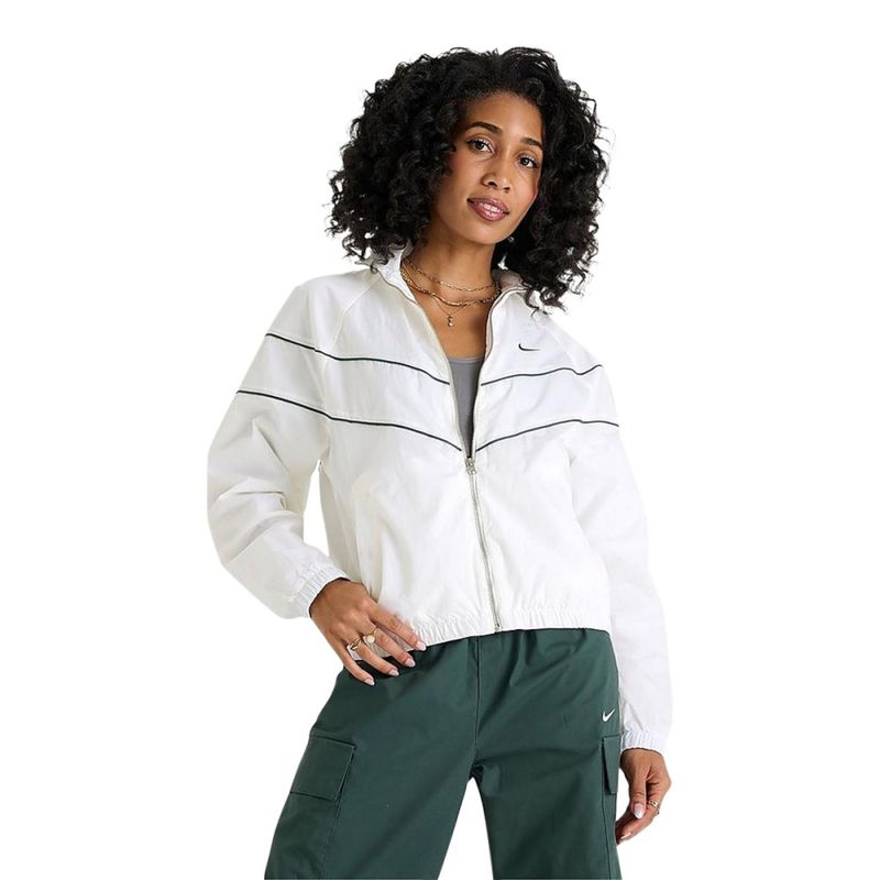 womens-windrunner-jacket