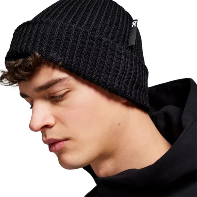 unisex-studio-beanie
