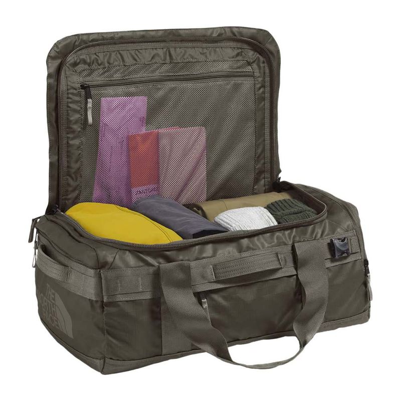 base-camp-voyager-duffel