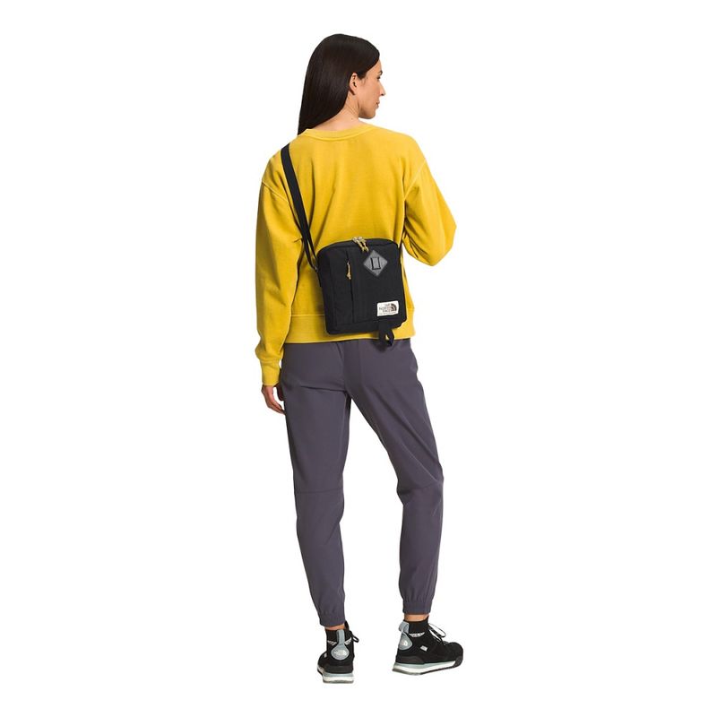 berkeley-crossbody
