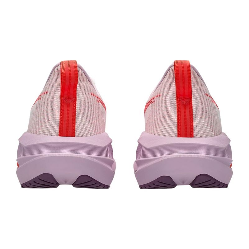 women-novablast-5