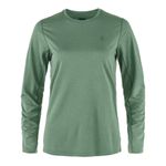 women-abisko-day-hike-long-sleeve
