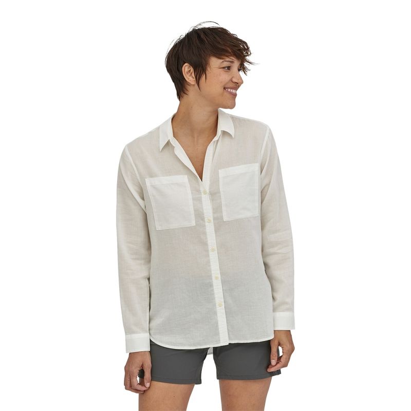 women-lightweight-a-c-buttondown