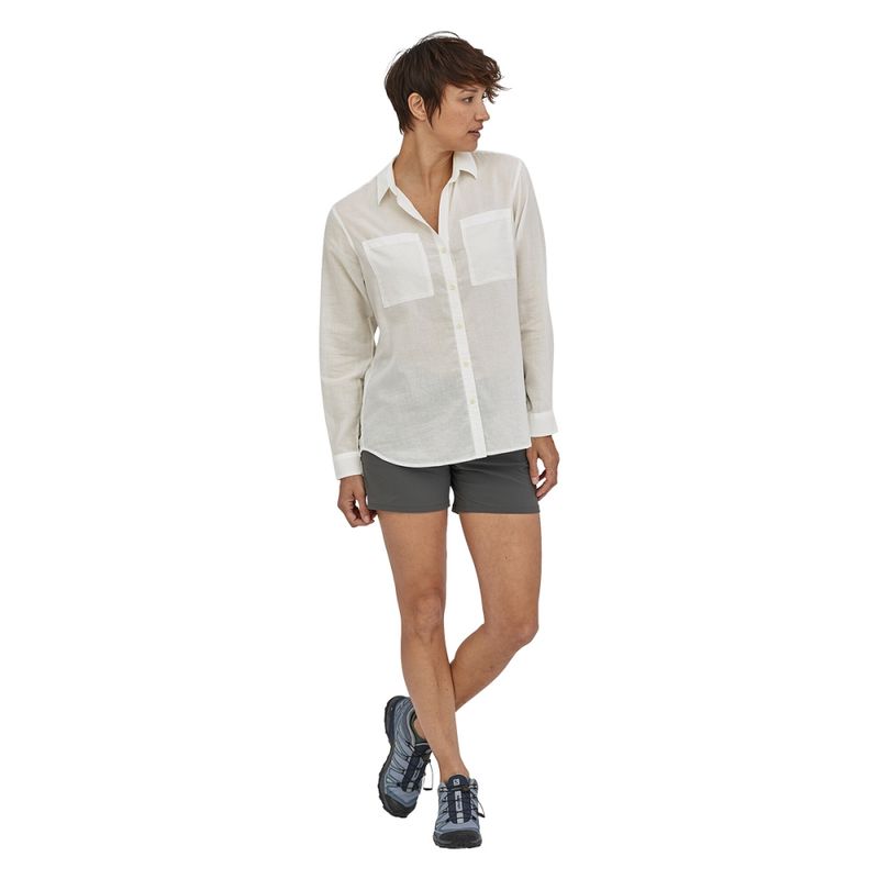 women-lightweight-a-c-buttondown