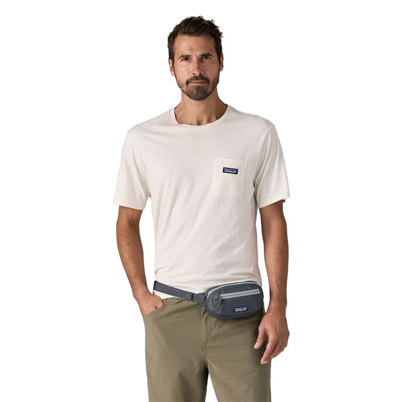 terravia-mini-hip-pack