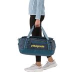 black-hole-duffel-40L
