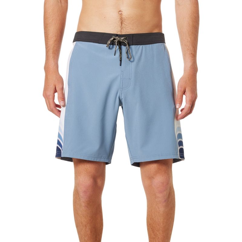 mens-reyes-hybrid-truck-Shorts