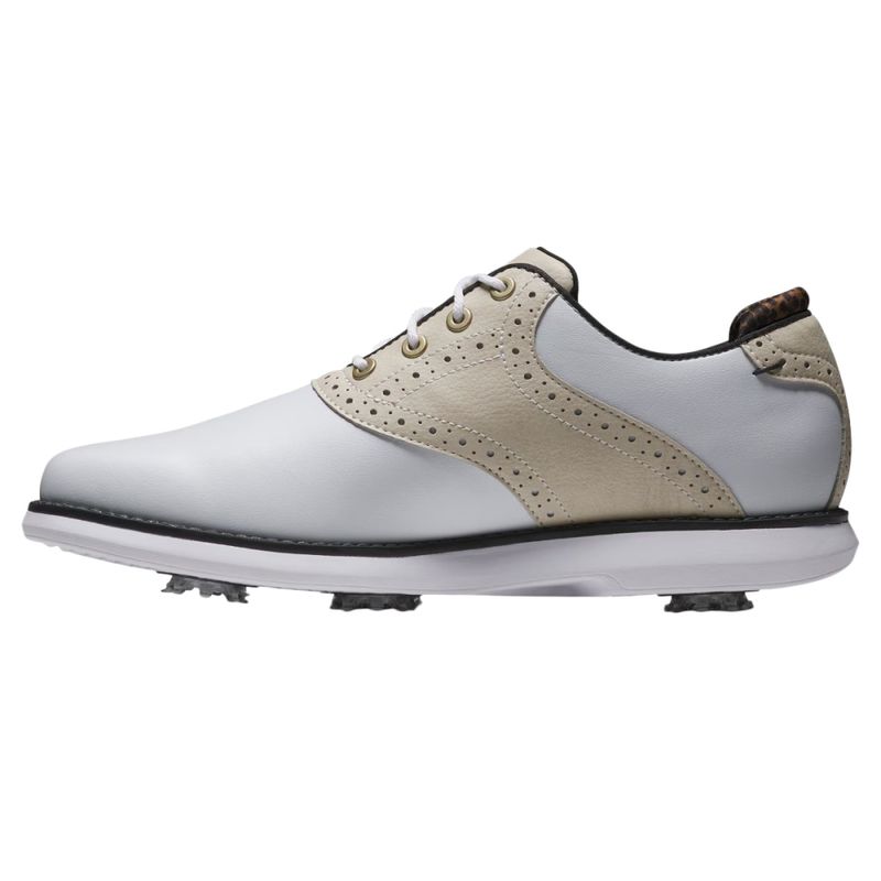 womens-traditions-cleated