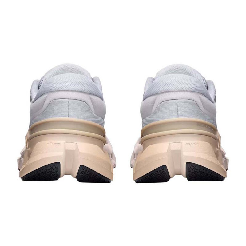 womens-cloudflyer-5