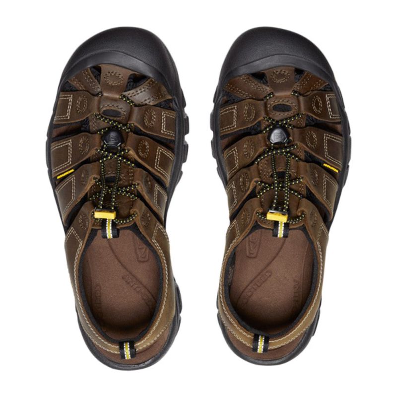 mens-newport