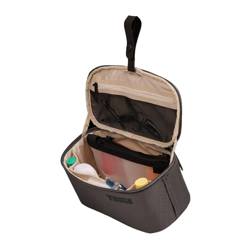 thule-subterra-toiletry