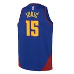 kids-n.jokic-den-stmnt-swngmn