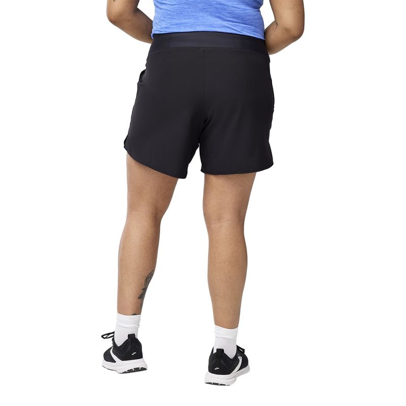 womens-chaser-7in-short-2.0